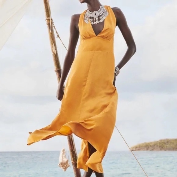 Banana Republic Halter Maxi Dres,Size 4